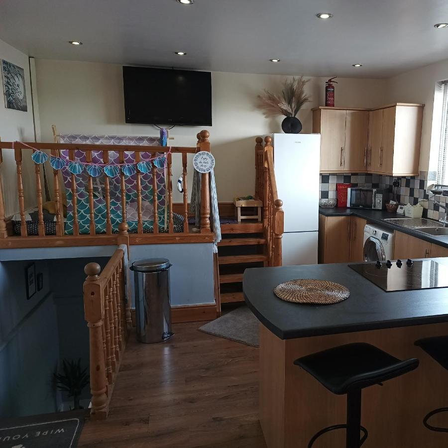 Roman Bank With Spa Bath, Terrace And Mermaid'S Teepee Skegness Extérieur photo